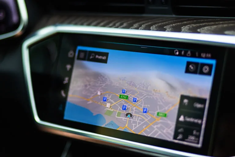 Appli Android Auto : à quoi elle sert et comment l&rsquo;utiliser