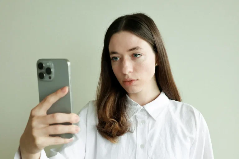 Smartphone iD : notre avis sur la photo d&rsquo;identité depuis le mobile