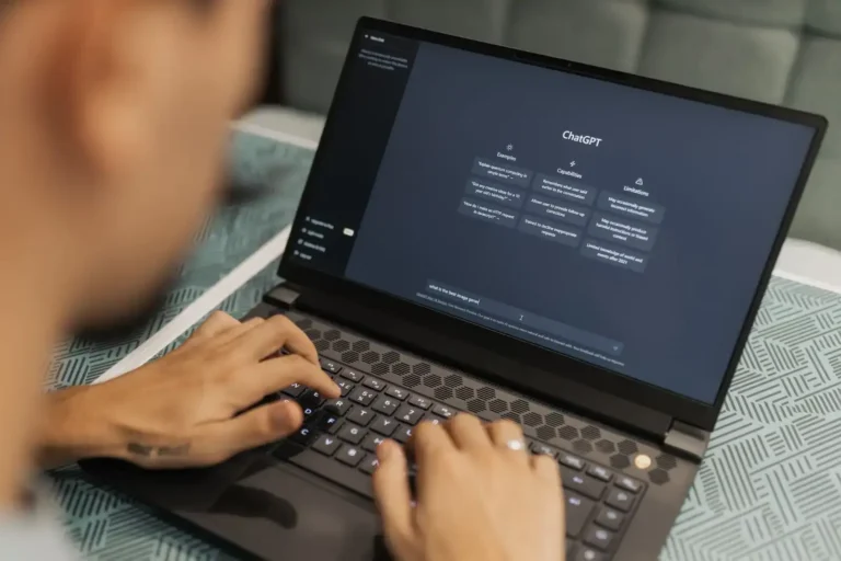 ChatGPT en français : comment l&rsquo;utiliser au mieux