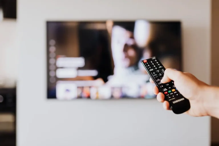 App in Apple TV : installer, ranger et gérer ses applications
