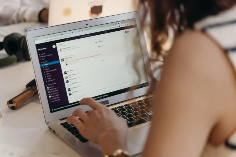 Logiciel SaaS : comprendre, reconnaître et bien choisir