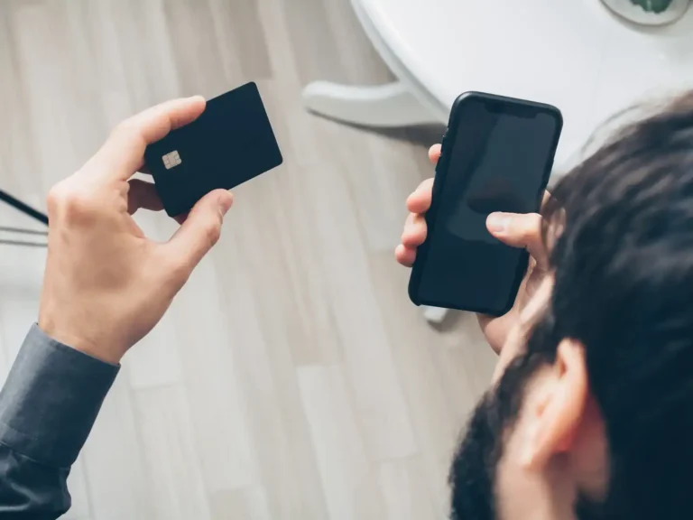 Appli La Banque Postale : ce qu&rsquo;elle fait et ce qui la bloque