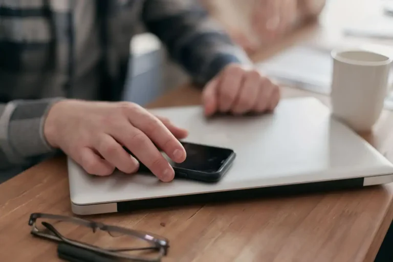 iPhone volé : que faire dans l’heure, puis les jours d’après